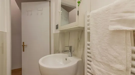 Rooms in Milano Zona 5 - Vigentino, Chiaravalle, Gratosoglio - photo 9