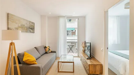 Apartments in Barcelona Sants-Montjuïc - photo 2