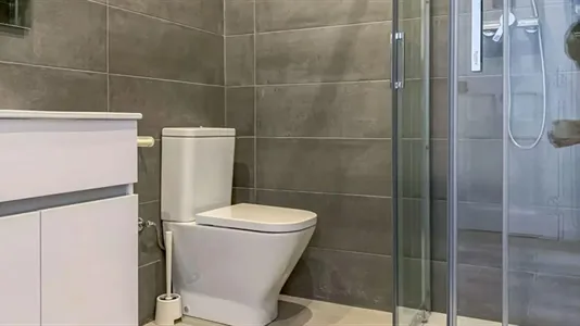 Rooms in Esplugues de Llobregat - photo 10