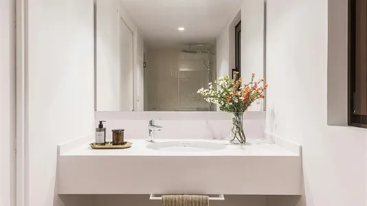 Apartments in Barcelona Ciutat Vella - photo 10