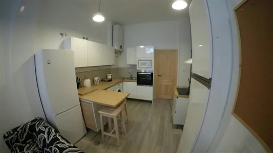 Rooms in Sevilla Casco Antiguo - photo 8