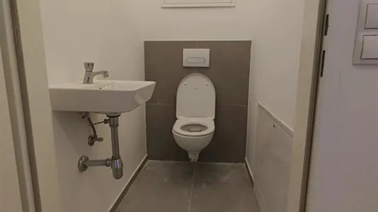 Rooms in Wien Ottakring - photo 4