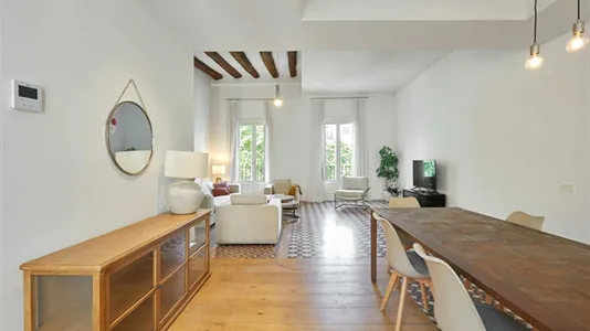 Apartments in Barcelona Ciutat Vella - photo 3