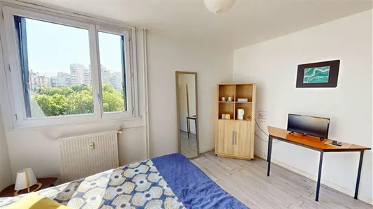 Rooms in Grenoble - photo 3