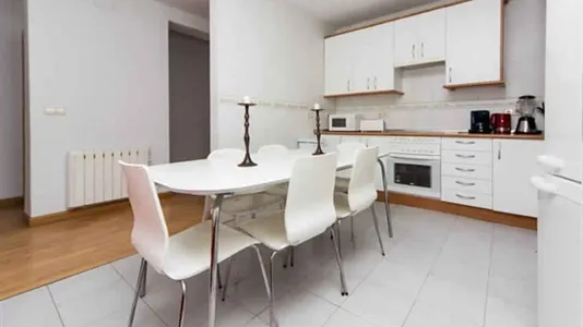 Rooms in Madrid Centro - photo 5