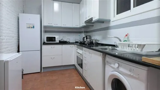 Rooms in Barcelona Eixample - photo 4
