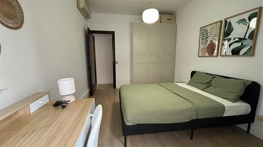 Rooms in Cornellà de Llobregat - photo 3