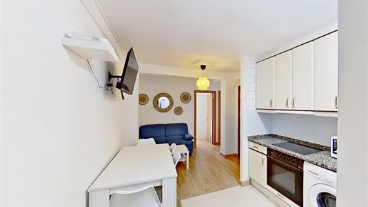 Rooms in Zaragoza - photo 5