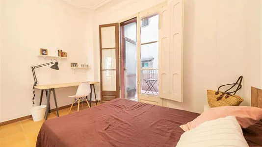 Rooms in Barcelona Ciutat Vella - photo 1