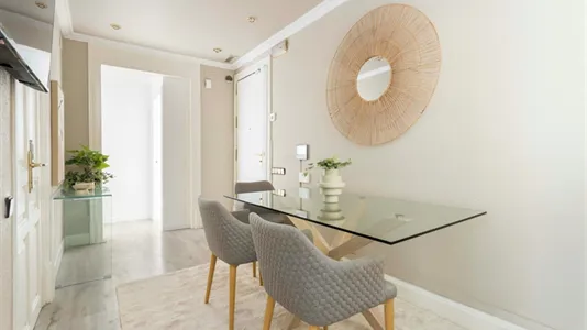 Rooms in Barcelona Ciutat Vella - photo 6