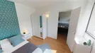 Room for rent, Nanterre, Île-de-France, &lt;span class=&quot;blurred street&quot; onclick=&quot;ProcessAdRequest(8878692)&quot;&gt;&lt;span class=&quot;hint&quot;&gt;See streetname&lt;/span&gt;[xxxxxxxxxxxxx]&lt;/span&gt;