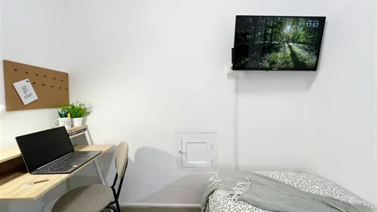 Apartments in Madrid Chamberí - photo 2