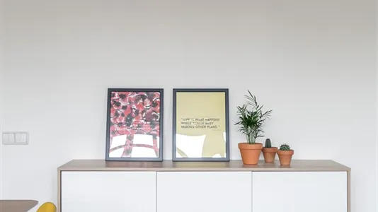 Rooms in Barcelona Eixample - photo 8