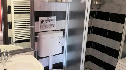 Rooms in Florence - photo 9