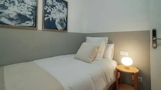 Rooms in Barcelona Eixample - photo 3