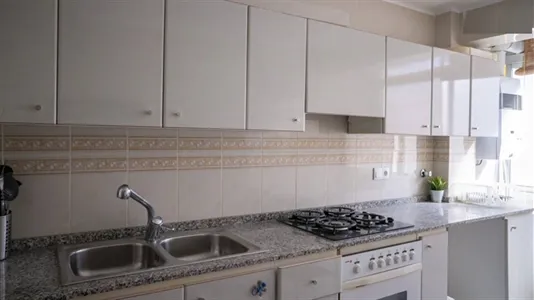 Rooms in el Camí de Vera - photo 5