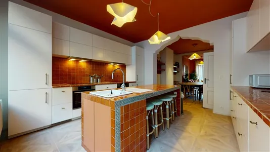Rooms in Brussels Sint-Gillis - photo 4