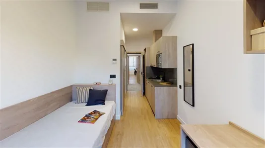 Rooms in Madrid Fuencarral-El Pardo - photo 3