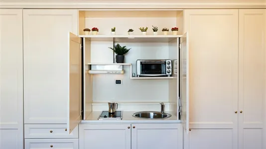 Apartments in Roma Municipio I – Centro Storico - photo 9