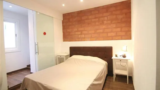 Apartments in Barcelona Ciutat Vella - photo 10