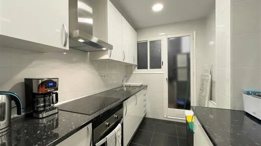 Rooms in Barcelona Sant Martí - photo 10