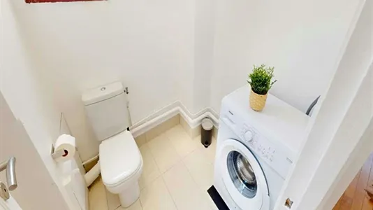 Rooms in Paris 15ème arrondissement - photo 10