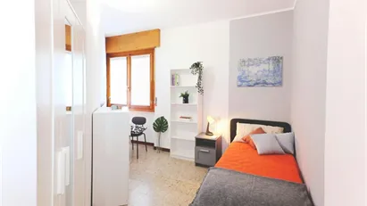 Room for rent in Lecco, Lombardia