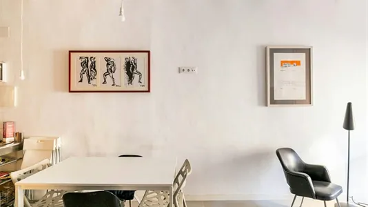 Apartments in Barcelona Ciutat Vella - photo 4