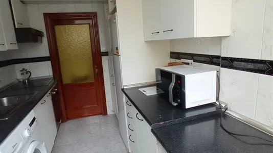 Rooms in Madrid Ciudad Lineal - photo 4