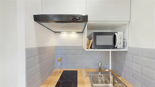 Apartments in Grenoble - photo 2