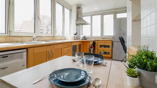 Rooms in Paris 15ème arrondissement - photo 8