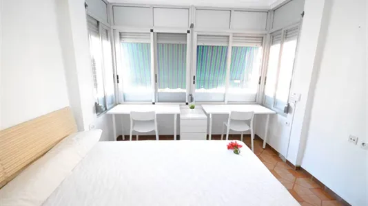 Rooms in Valencia Algirós - photo 5