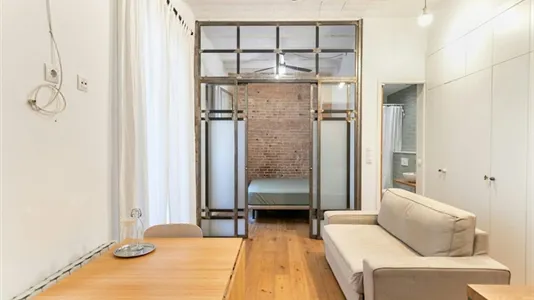 Apartments in Barcelona Ciutat Vella - photo 3