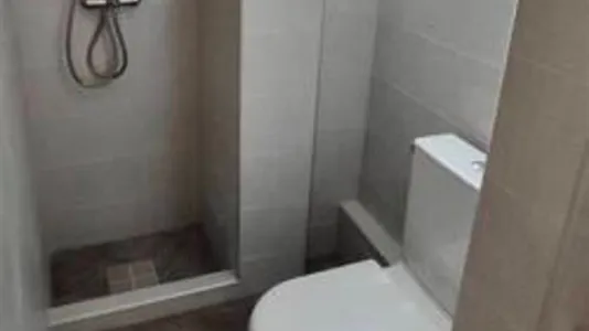 Rooms in Volos - photo 9