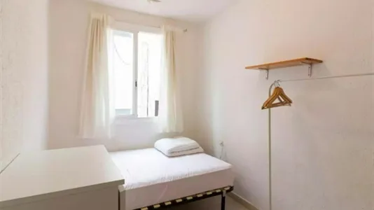 Apartments in Figueres - photo 6