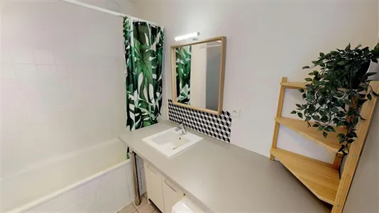 Rooms in Lyon - photo 5