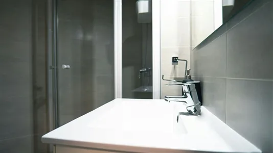 Rooms in Madrid Chamartín - photo 7