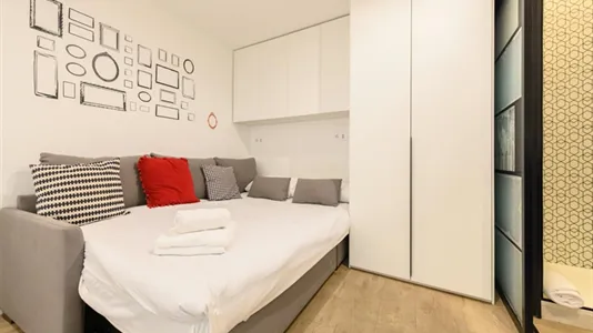 Apartments in Madrid Centro - photo 2
