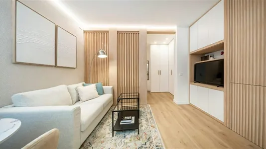 Apartments in Madrid Retiro - photo 3