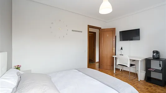 Rooms in Guadalajara - photo 6