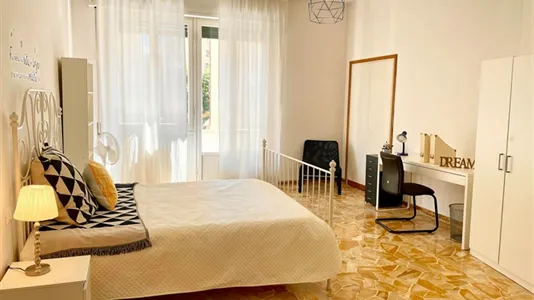 Rooms in Florence - photo 2