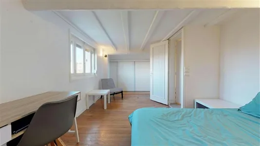 Rooms in Lyon - photo 2