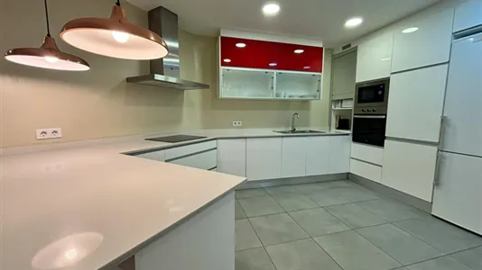 Rooms in Barcelona Eixample - photo 7