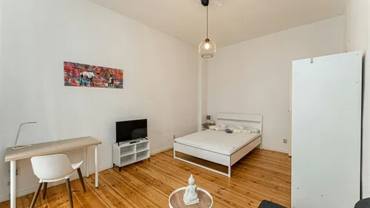 Apartments in Berlin Pankow - photo 6