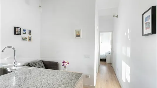 Apartments in Barcelona Eixample - photo 8