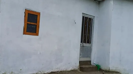 Houses in Guimarães - photo 1