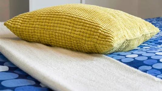 Rooms in Milano Zona 8 - Fiera, Gallaratese, Quarto Oggiaro - photo 2