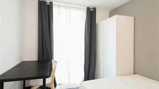 Rooms in Madrid Centro - photo 3