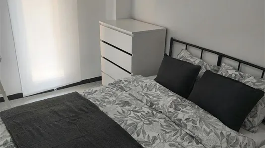 Rooms in La Torre - photo 1