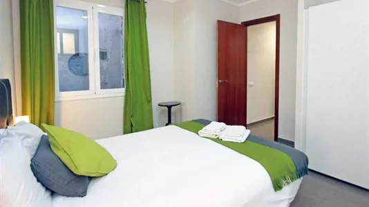 Rooms in Barcelona Ciutat Vella - photo 3